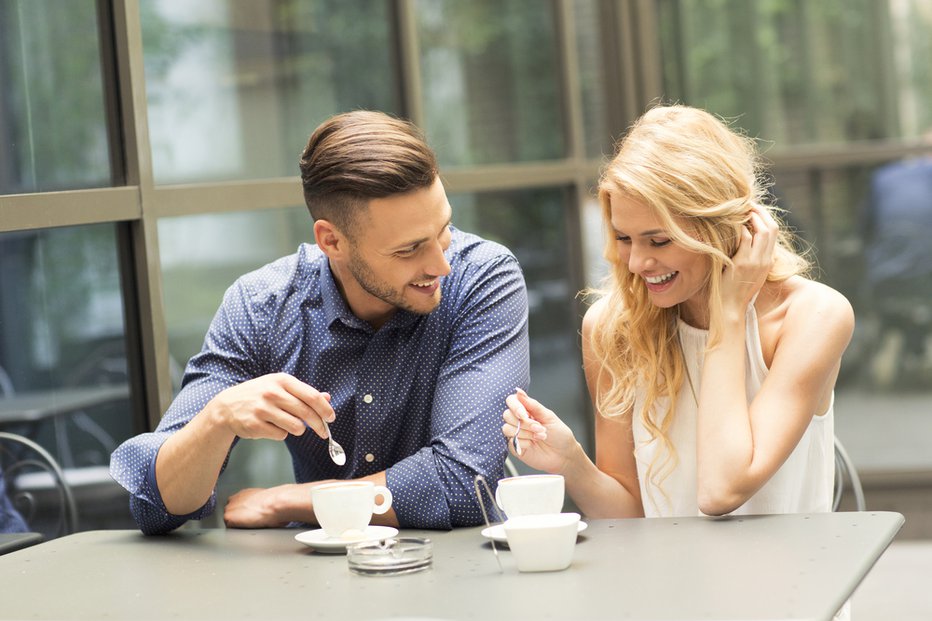 Fotografija: Zveza mora biti enostavna. FOTO: Shutterstock