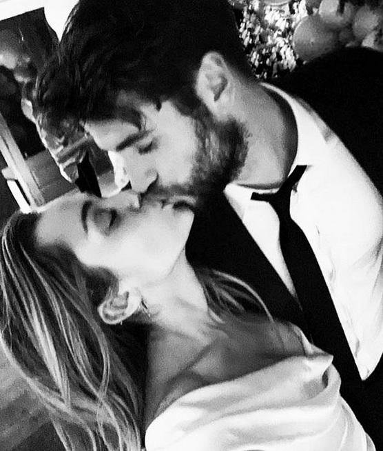 Fotografija: Miley Cyrus in Liam Hemsworth. FOTO: Instagram