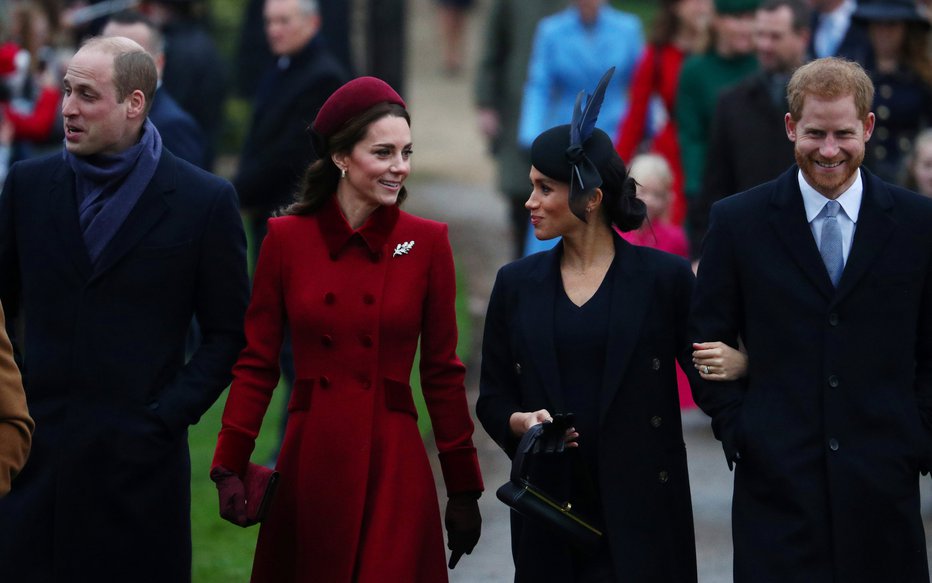 Fotografija: Kate in Meghan sta veselo klepetali in se smejali, William in Harry sta se držala bolj resno.