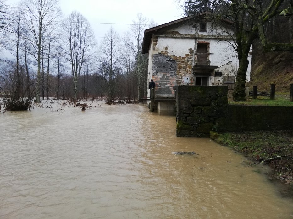 Fotografija: Poplave v Ilirski Bistrici. FOTO: PU Koper