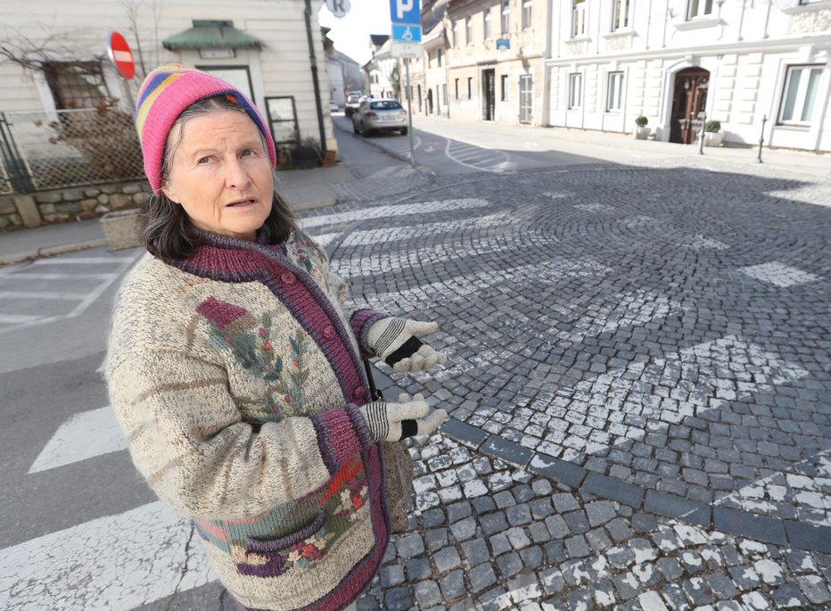 Fotografija: Darja Jarc je bila nemočna pred pobesnelim moškim. Foto: Dejan Javornik