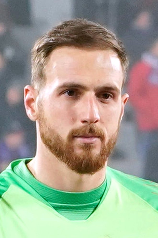 Jan Oblak naj bi se po višini plače zavihtel na vrh slovenskih športnikov. FOTO: Reuters