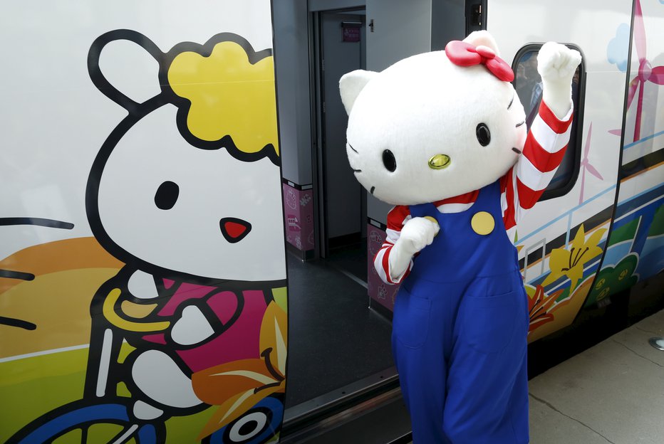 Fotografija: Slavna Hello Kitty bo upodobljena na velikem platnu. FOTO: Tyrone Siu, Reuters