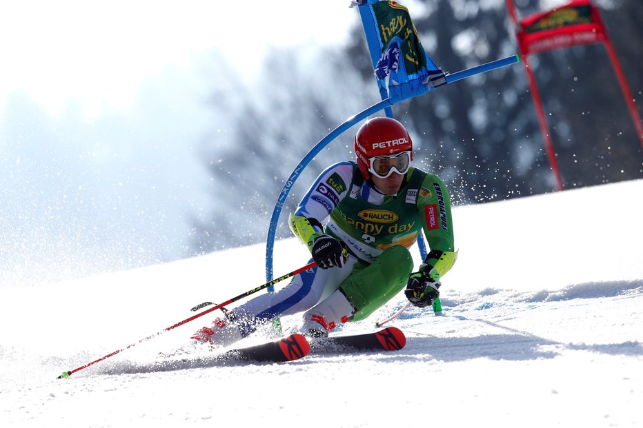 Fotografija: Žan Kranjec je vso sezono izjemno stanoviten, a njegov trener Klemen Bergant pravi, da zmore veliko več od petih in devetih mest. FOTO: Reuters