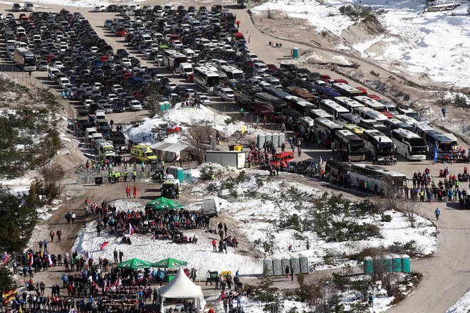 Posamična tekma v smučarskih poletih v Planici. FOTO: Marko Feist