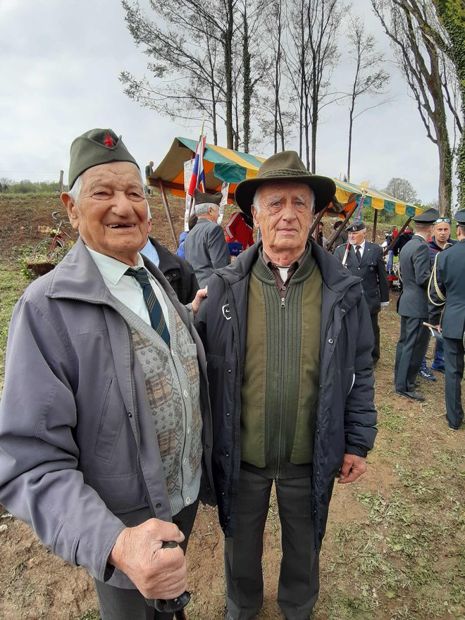 Stoletnik Stanko Kušljan in Jože Franko. FOTO: Tanja Jakše Gazvoda