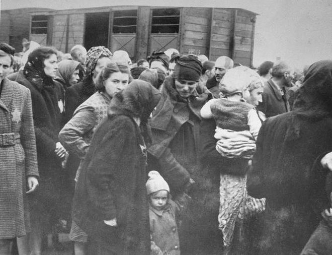 Ustanovil in vodil je zloglasna taborišča Treblinka, Sobibor in Belzec in bil odgovoren za tri milijone smrti. FOTO: arhiv Slovenskih novic