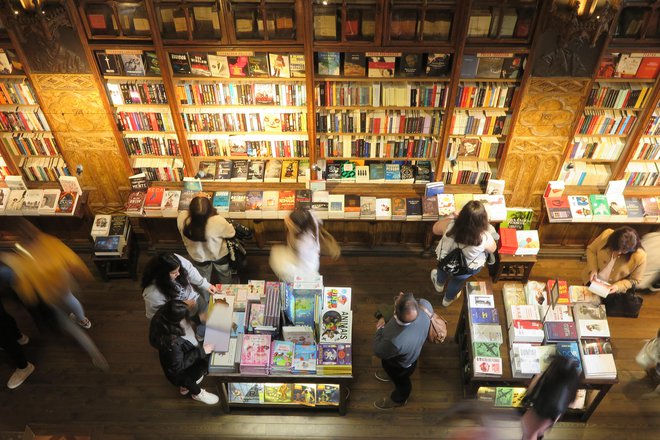 Livraria Lello je ena najstarejših in hkrati najlepših knjigarn na svetu.