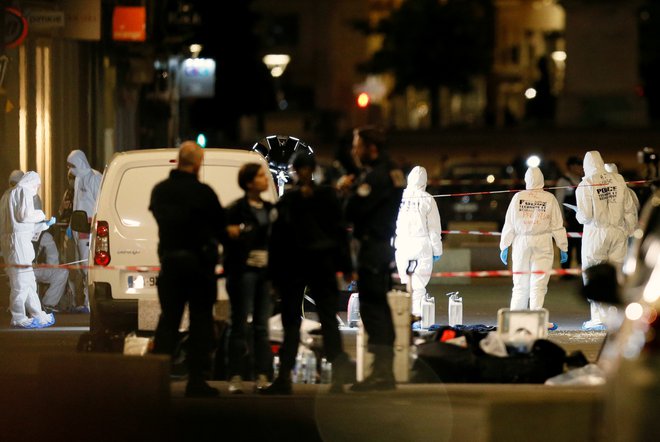 Med ranjenimi je bila tudi desetletnica. FOTOGRAFIJI: Reuters