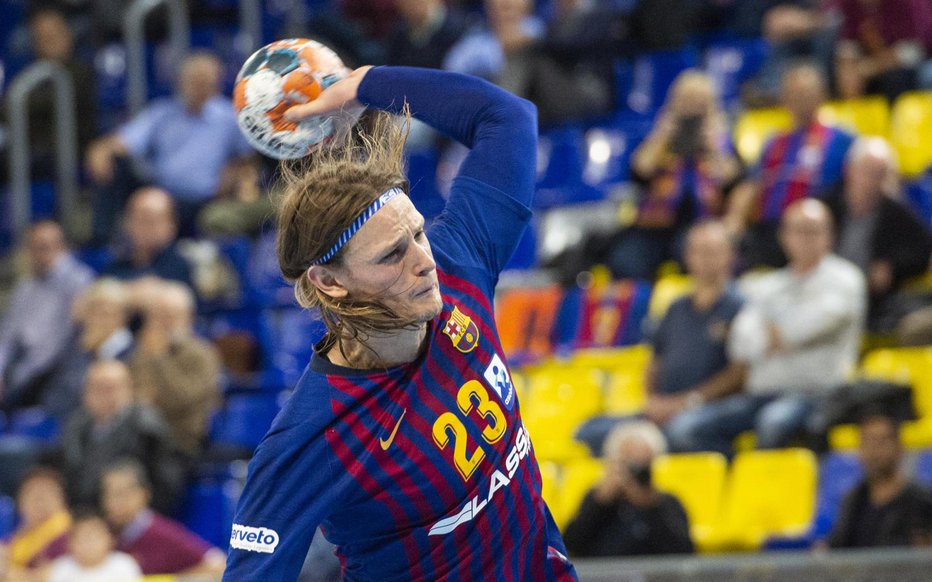 Fotografija: Jure Dolenec v Barceloni nosi dres s številko 23, ki je bila dolgo zaščitni znak Uroša Zormana. FOTO: Barca Lassa