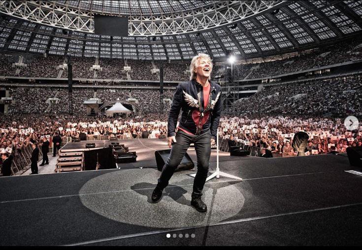 Fotografija: Ko Jon Bon Jovi ni na odru, rad gre tudi na hrvaško obalo. FOTO: Instagram