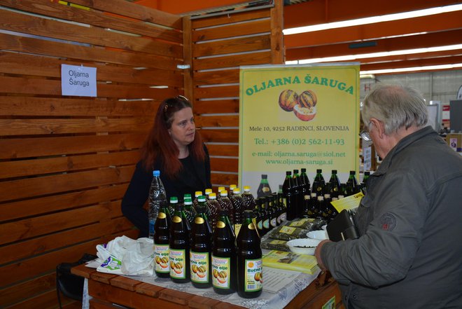 Bučno olje spada med hranilno najbogatejša. FOTO: Oste Bakal