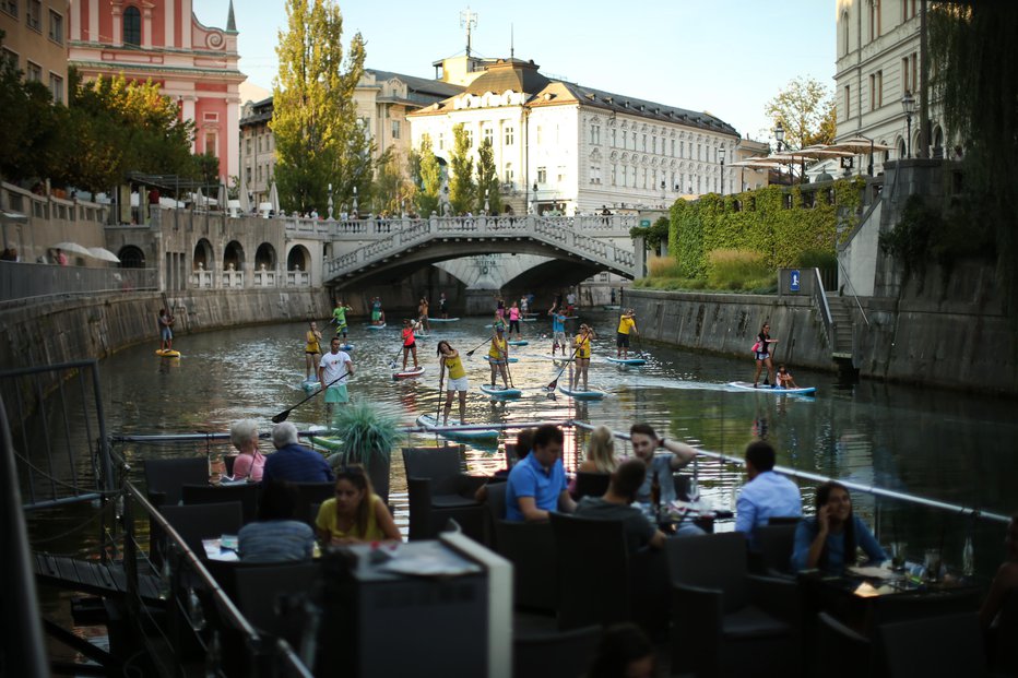 Fotografija: Simbolična fotografija. FOTO: Jure Eržen, Delo