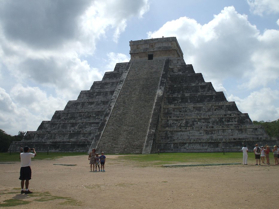 Fotografija: Piramida v nekdanjem majevskem mestu Chichen Itza