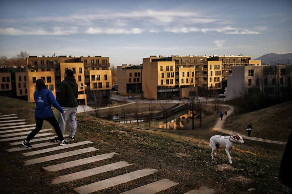 Fotografija: Osnutek novega stanovanjskega zakona prinaša kar nekaj sprememb. FOTO: Blaž Samec, Delo