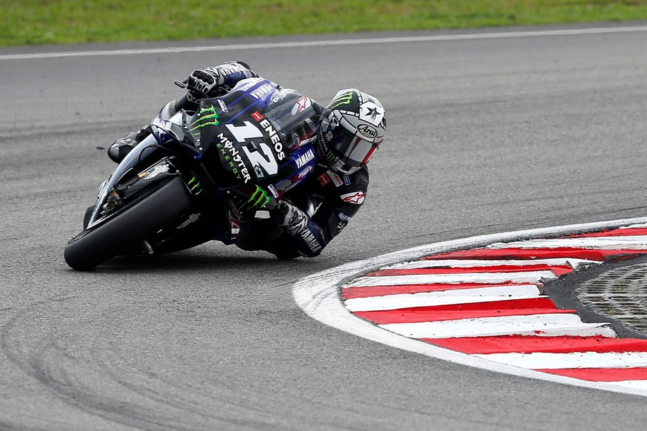 Fotografija: Maverick Viñales je v Maleziji ugnal rojaka Marca Marqueza. FOTO: Reuters