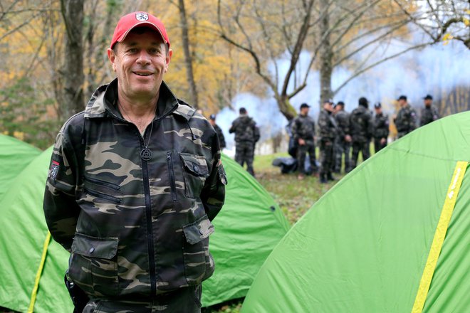 O Šišku in njegovi vardi so pisali tudi tuji mediji. FOTO: Reuters