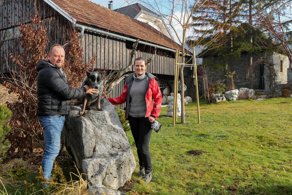 Fotografija: Na posestvu Bajer vzgajata govedo wangus – križance med wagyu in aberdeen angus. FOTOgrafije: Marko Feist