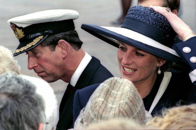 Charles je bil vedno zaljubljen v Camillo, tudi ko je bil poročen s princeso Diano. FOTO: Simon Kreiten/Reuters