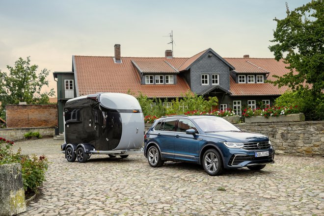 Športni terenec tiguan bo na našem trgu stal od 25.300 evrov dalje. FOTO: Ingo Barenschee/VW