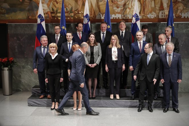 Vlada Janeza Janše se je ob nastopu mandata znašla ob praznih skladiščih. FOTO: Uroš Hočevar