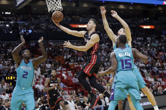 Goran Dragić je proti sršenom dosegel 20 točk, a je Miami vseeno izgubil. FOTO: AP