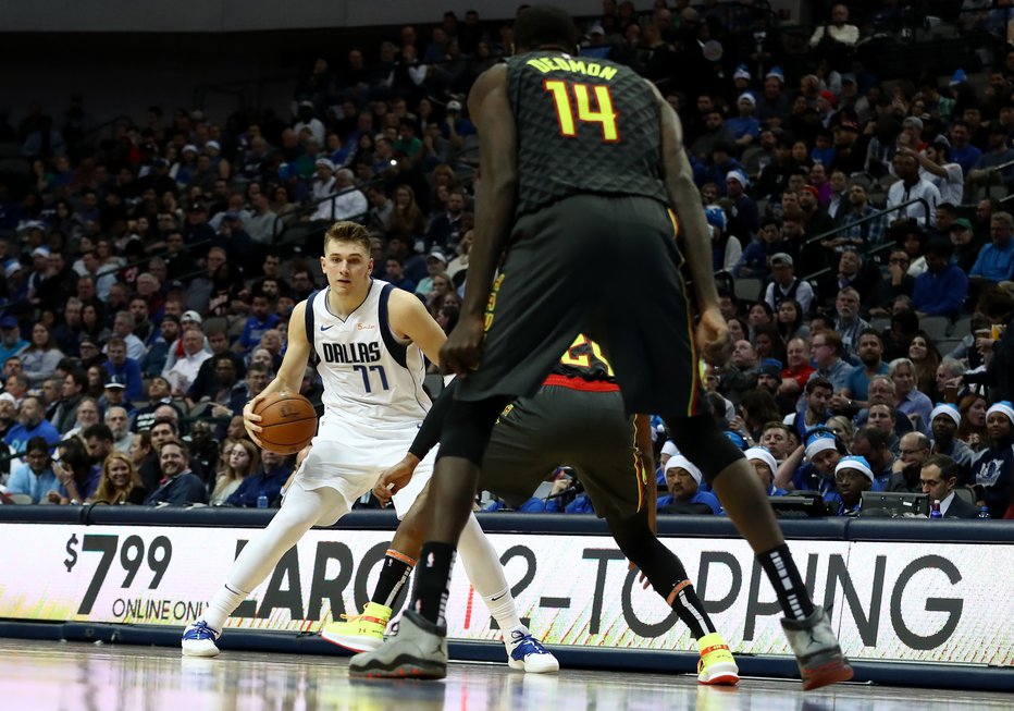 Fotografija: Dončić postaja nerešljiva uganka za nasprotne obrambe. FOTO: AFP