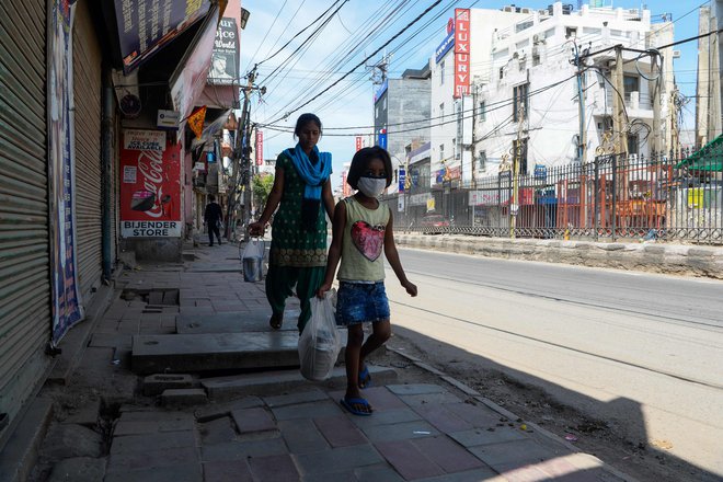 Prazne ulice indijske prestolnice New Delhi. FOTO: Sajjad Hussain/AFP