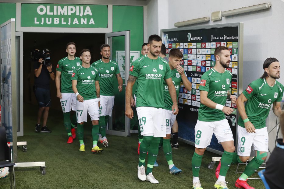 Fotografija: Ljubljanski napad bo tudi v nocojšnjem derbiju za prvaka vodil Ante Vukušić (desno). FOTO: Leon Vidic/Delo