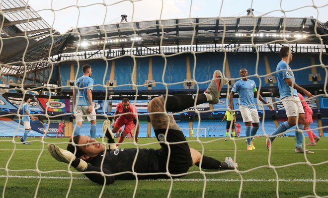 Karim Benzema je zadel za Real v Manchestru. FOTO: Nick Potts/Reuters