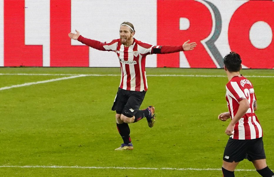 Fotografija: Kapetan Athletic Bilbaa Iker Muniain igra kot prerojen. FOTO: Vincent West/Reuters