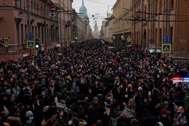 Protesti v Rusiji. FOTO: Anton Vaganov, Reuters