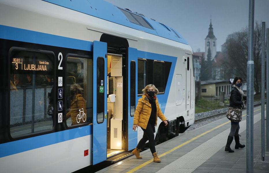 Fotografija: Simbolična fotografija. FOTO: Jože Suhadolnik, Delo