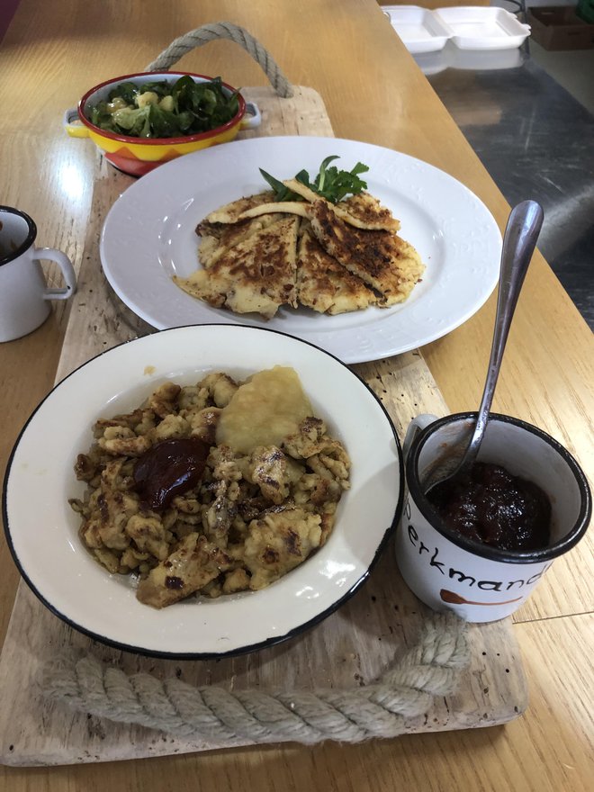 Še strogi sodniki Masterchefa bi gotovo z veseljem poskusili parado zasavskih dobrot. FOTOgrafije: Miss Slovenije