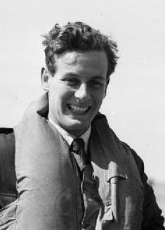Peter Townsend ni bil primeren mož za kraljičino sestro. FOTO: Daventry B J, Royal Air Force/wikipedia