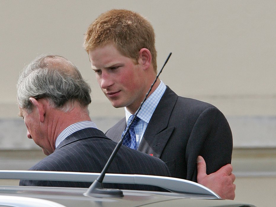 Fotografija: Charles naj bi bil besen na Harryja. FOTO: Toby Melville, Reuters Pictures