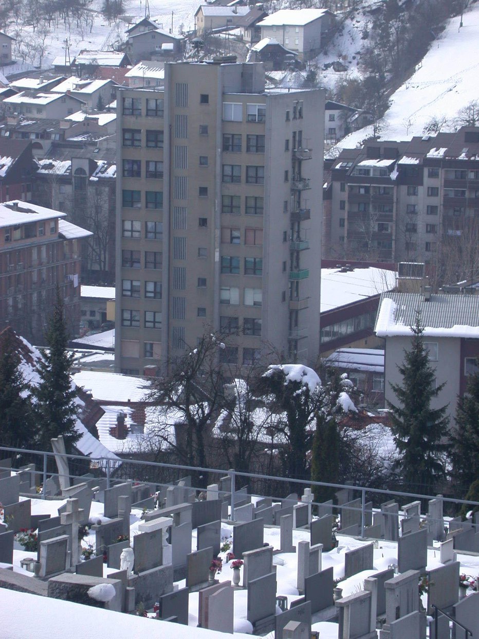 Fotografija: Ob družinskih tragedijah so prsti po tipkovnici drseli najtežje. Foto: Dušan Malovrh