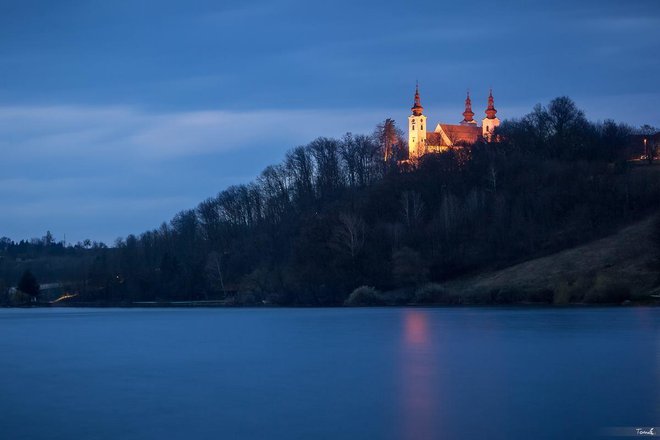 V mnogočem spominja na Bled, le še sladice nima. FOTO: Tomaž Klemenšak/Visit Trojica