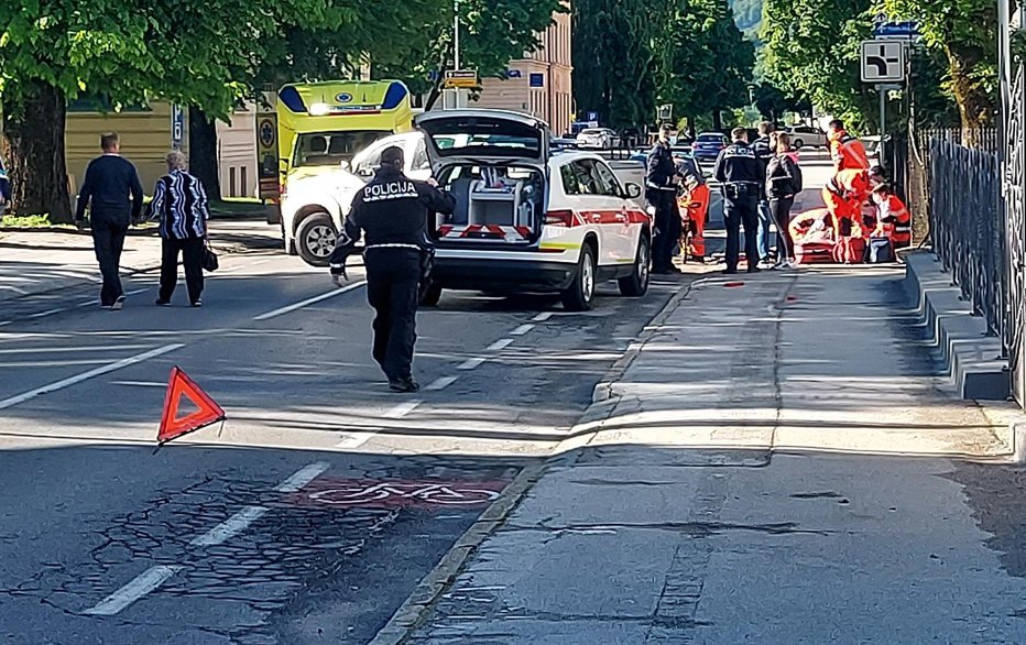 Fotografija: Na kraju nesreče v Radovljici. FOTO: B. F.