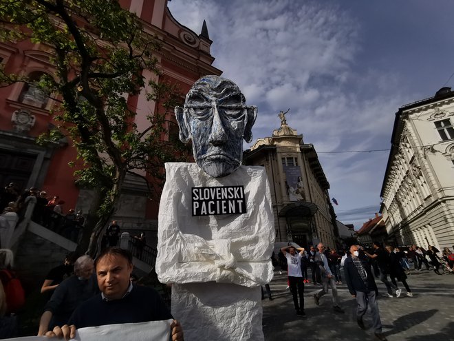 Protesti. FOTO: Jože Suhadolnik, Delo