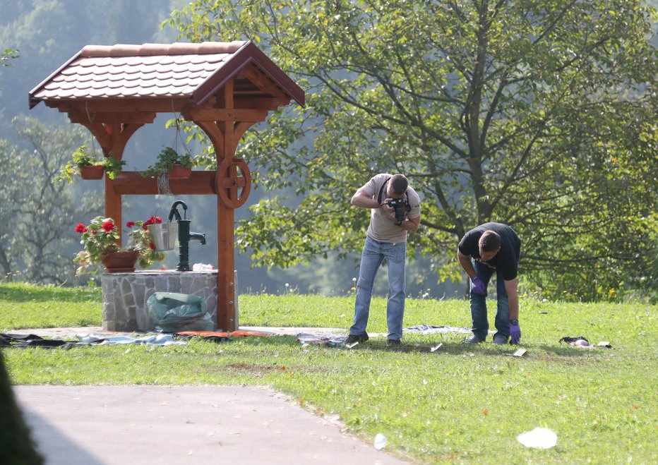 Fotografija: Žena je zagorela je po vsem telesu in glavi. Foto: Dejan Javornik