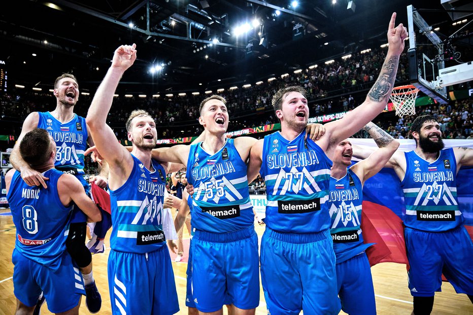 Fotografija: Dragić, Blažič, Dončić. FOTO: Fiba