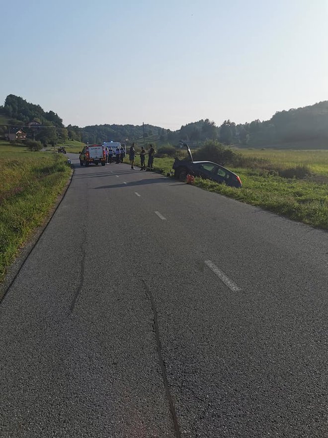 Poškodovano osebo so odpeljali v ptujsko bolnišnico. FOTO: PGD Cirkulane