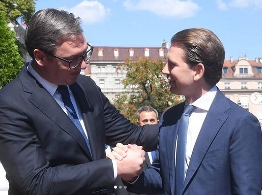 Fotografija: Aleksandar Vučić je poskrbel. da se je Sebastian Kurz v Beogradu dobro počutil. FOTO: Vlada Srbije