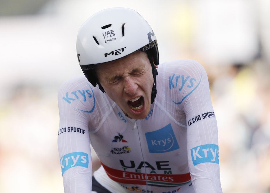 Fotografija: Tour se vrača na La Planche des Belles Filles, kjer je lani Tadej Pogačar (na fotografiji) rumeno majico slekel Primožu Rogliču. FOTO: Christophe Ena/Reuters
