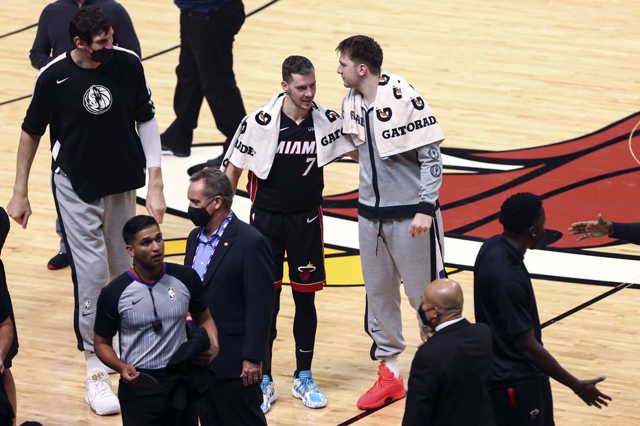 Fotografija: Ko sta se Goran Dragić (7) in Luka Dončić zadnjič pomerila, je prvi še nosil dres Miamija. FOTO: Sam Navarro/USA Today Sports
