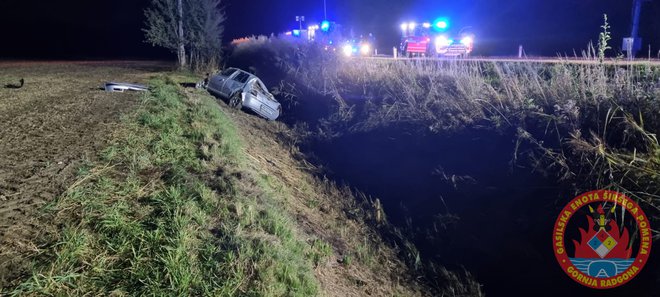 Avto je bil v slabem stanju, iskali so pobeglega voznika. FOTO: PGD Gornja Radgona
