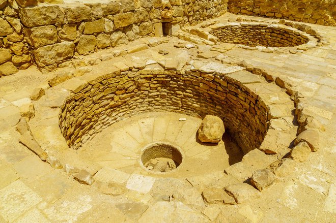 Izraelske stiskalnice so stare okoli 1500 let, iraške pa so še starejše. FOTO: Rndms/Getty Images
