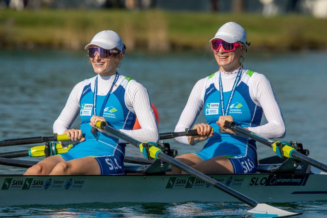 Jana in Ruby sta na evropskem prvenstvu osvojili srebrno medaljo.
