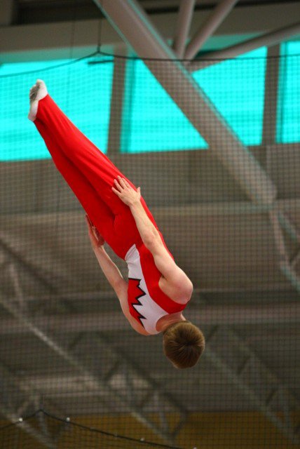 Fotografija: Greg je iz gimnastičnih vod zaplaval v akrobatske.
